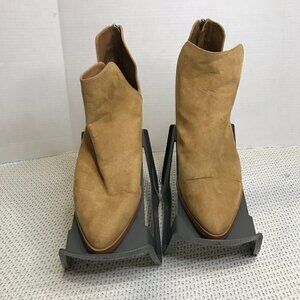 BP. BRYNNE WOMENS BOOTIE SIZE 9.5 LIKE NEW